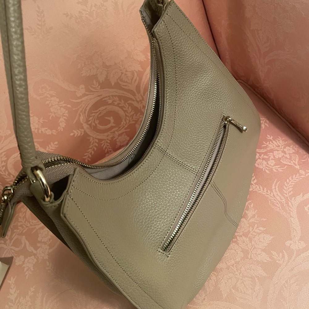 NWOT Segolene En Cuir Women's shoulder bag, taupe